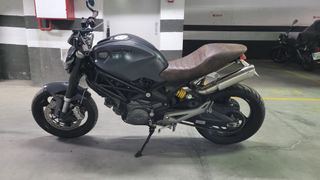 DUCATI MONSTER 696 - MUCHOS EXTRAS - IDEAL A2