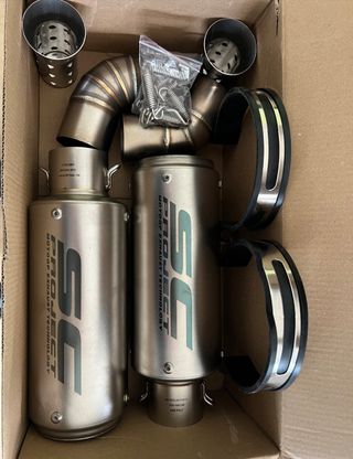 DUCATI MONSTER 696 - MUCHOS EXTRAS - IDEAL A2