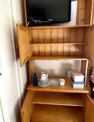 Muebles salón pino macizo