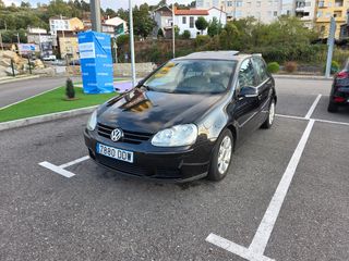 Volkswagen Golf 2004