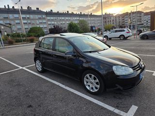 Volkswagen Golf 2004