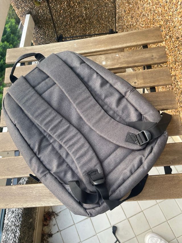 Mochila Lenovo B210 - Gris
