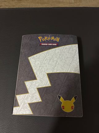 Album Pokémon: 25 Aniversario