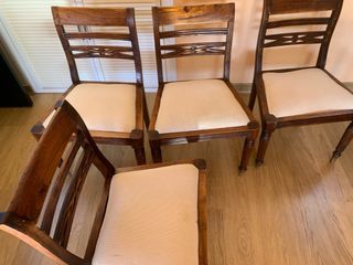 4 sillas madera colonial tapizadas