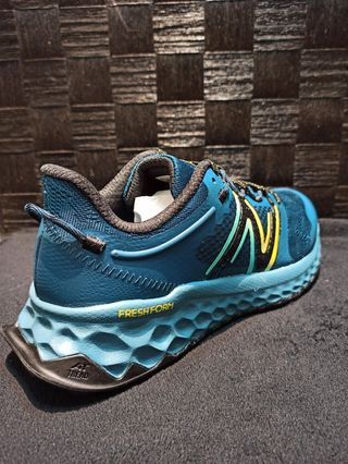 New Balance Fresh Foam Garoe Azul