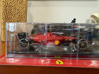 Miniatura Ferrari F1-75 Sainz 2022