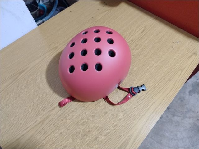 Casco bici o patinaje niña