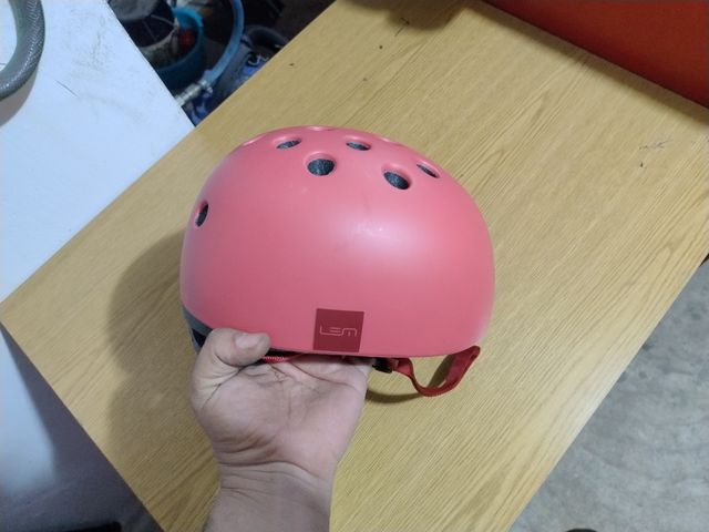 Casco bici o patinaje niña