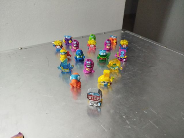 SuperThings Serie 9 - 34 figuras
