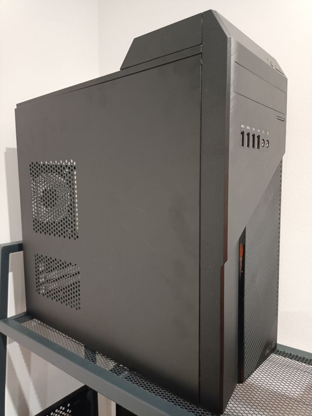 Caja / Carcasa / Torre Asus