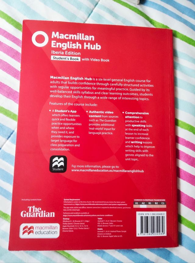 Libro inglés A2 MACmillan ENGLISH HUB iberia edit