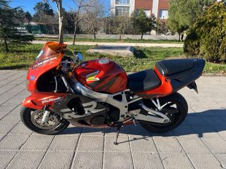 Honda CBR 900 RR FireBlade - 99