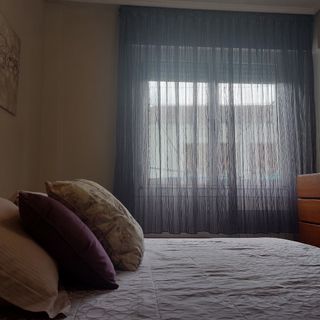 Set letto 150×1,90 + tappeti e tende