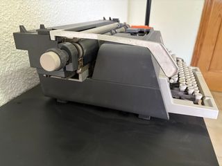 Olivetti Linea 98 - Máquina escribir