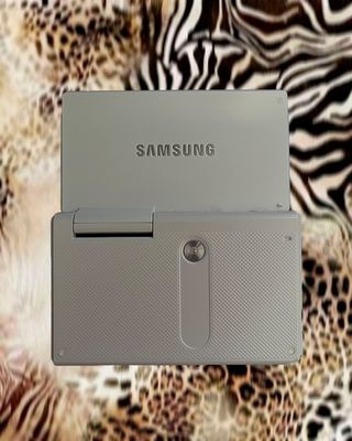Câmera Samsung MV800