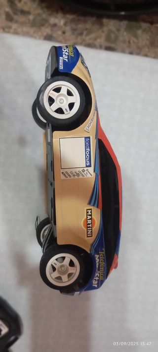 Coche teledirigido Ford Focus WRC