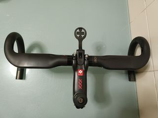 Manillar y potencia carbono Bontrager XXX Aero