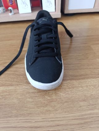 Tenis negros con verde Puma - número 36