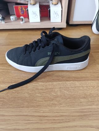 Tenis negros con verde Puma - número 36