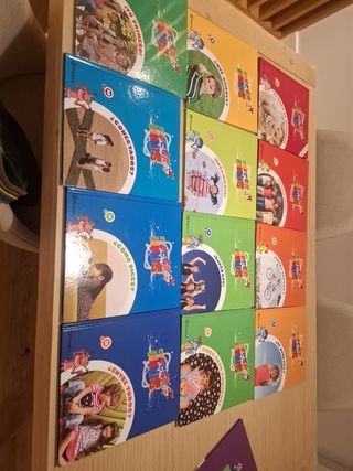 Crecer Con Los Lunnis.Colección de 12 libros y Dvd