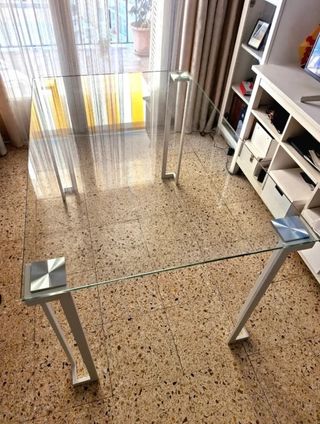 Mesa cristal moderna