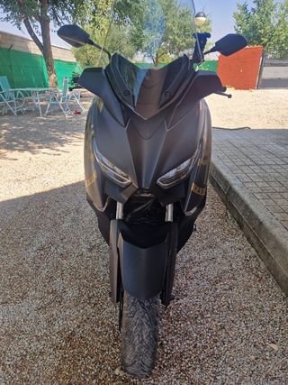 Yamaha XMAX 125 - Scooter