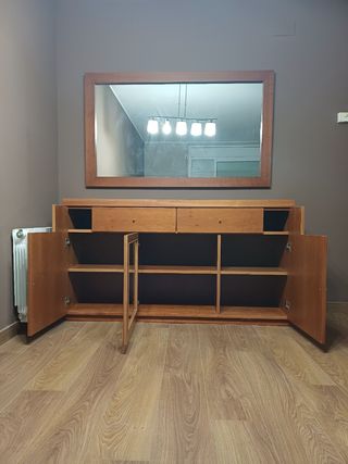 Bufete madera maciza
Escucho oferta
