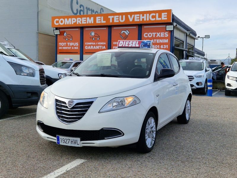 Lancia Ypsilon 2014 - foto 1