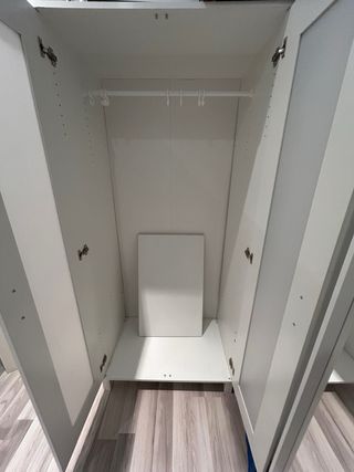 Armario blanco Ikea - 2 puertas

