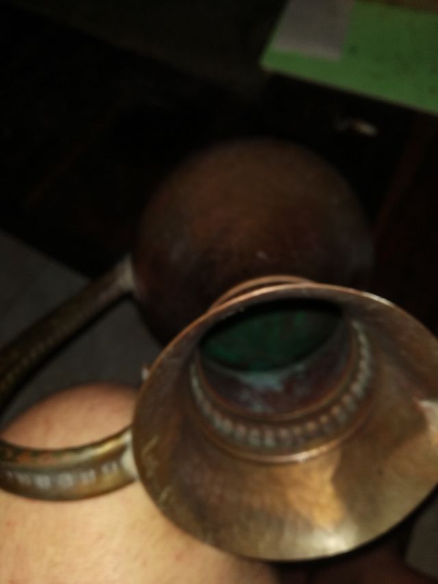 Jarra latón antigua masde 200años