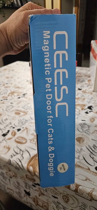 Puerta magnética para mascotas