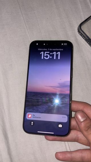 iPhone 15 Pro Max - Gold/Silver
