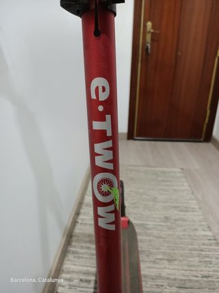 Patinete eléctrico E-TWOW rojo