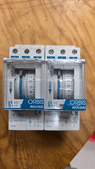 2 reloj 24 horas Orbis Inca Duo