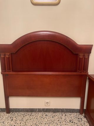 Cabecero y mesita noche madera