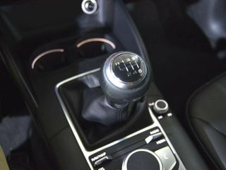 Audi A3 S line edition 1.6 TDI 85kW Sedan