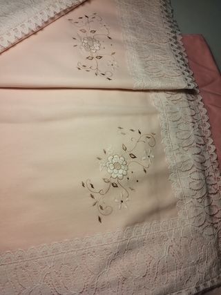 Sábanas Bordadas  Rosa