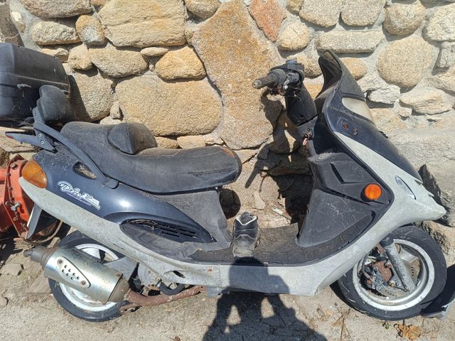 Kymco Dink 50 - Scooter