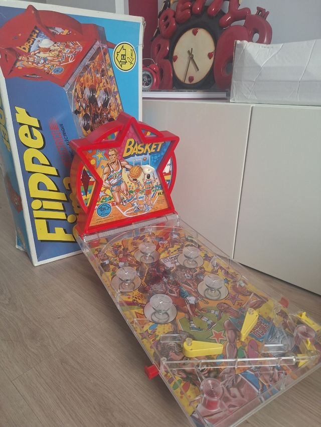 Flipper Rima Basket Pinball