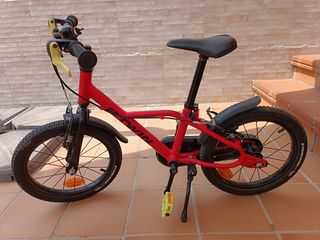Bicicleta B'Twin niño 16" roja