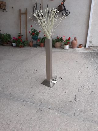 Lámpara pie metal plata