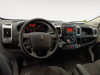 Peugeot Boxer 335 L3H3 BlueHDi 140