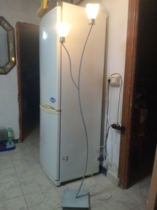 Lámpara pie 2 luces - Moderna