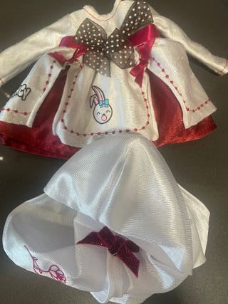Vestido y capa blanca nancy