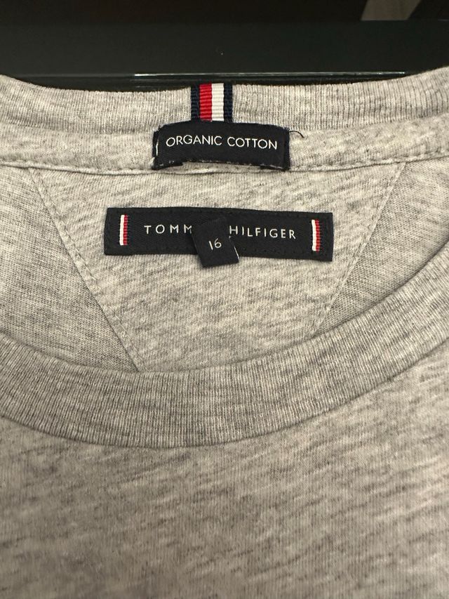 Camiseta Tommy Hilfiger Gris