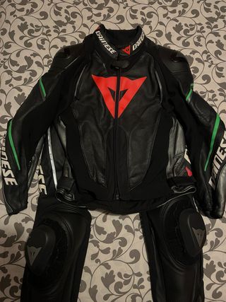 Mono cuero Dainese 48 - 2 piezas