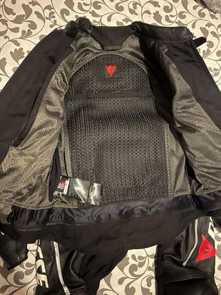 Mono cuero Dainese 48 - 2 piezas