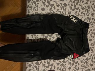 Mono cuero Dainese 48 - 2 piezas