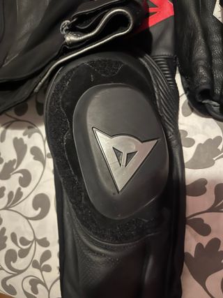 Mono cuero Dainese 48 - 2 piezas