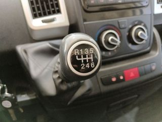 Peugeot Boxer 335 L3H3 BlueHDi 140